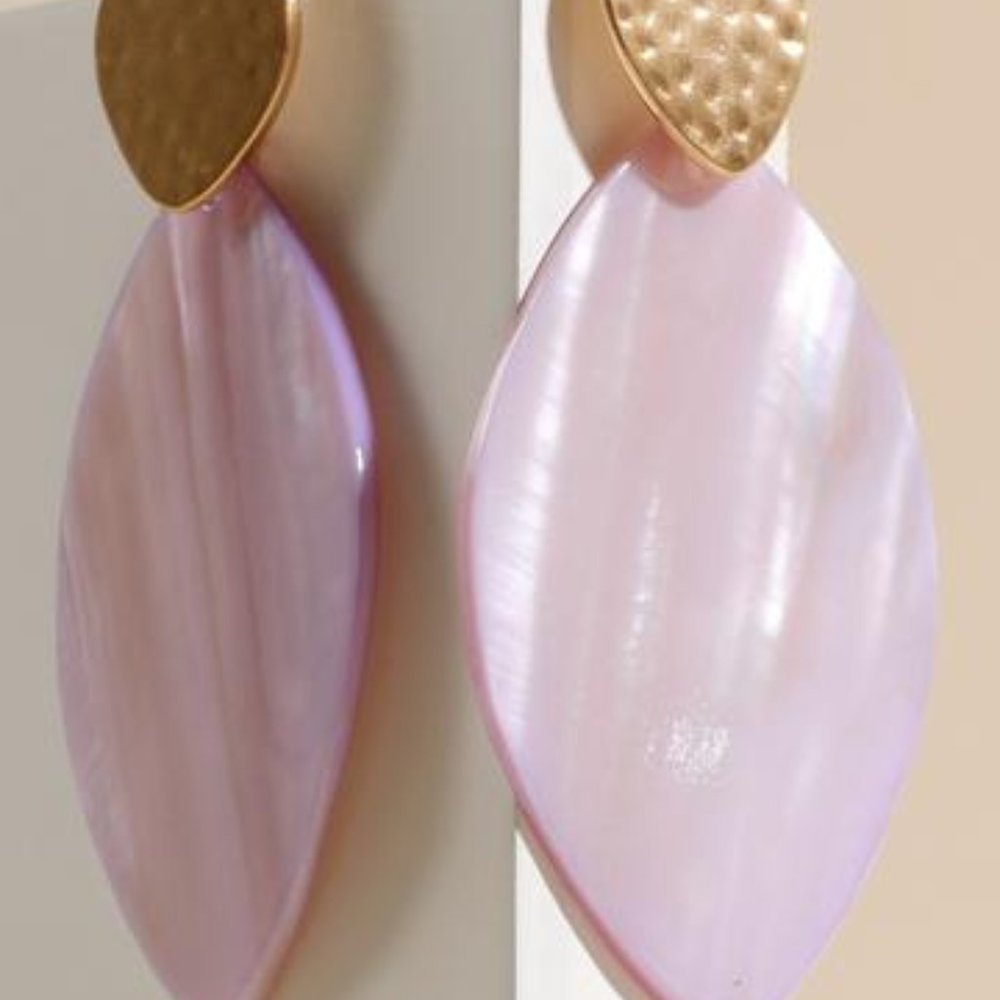 Shell earrings